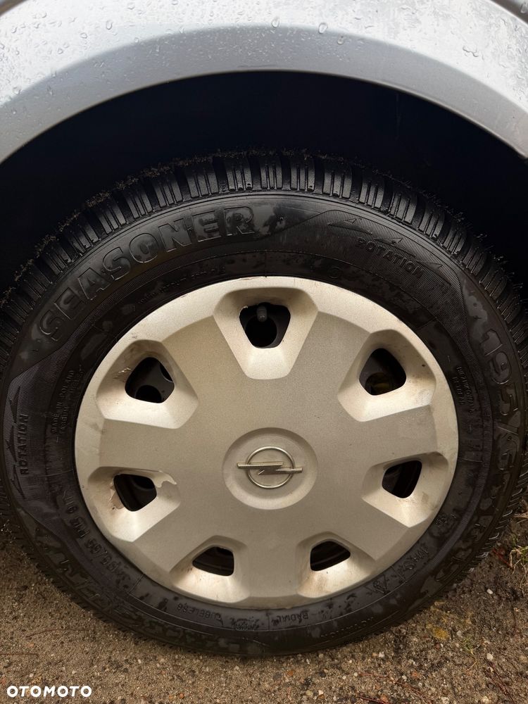 Opel Astra - 18