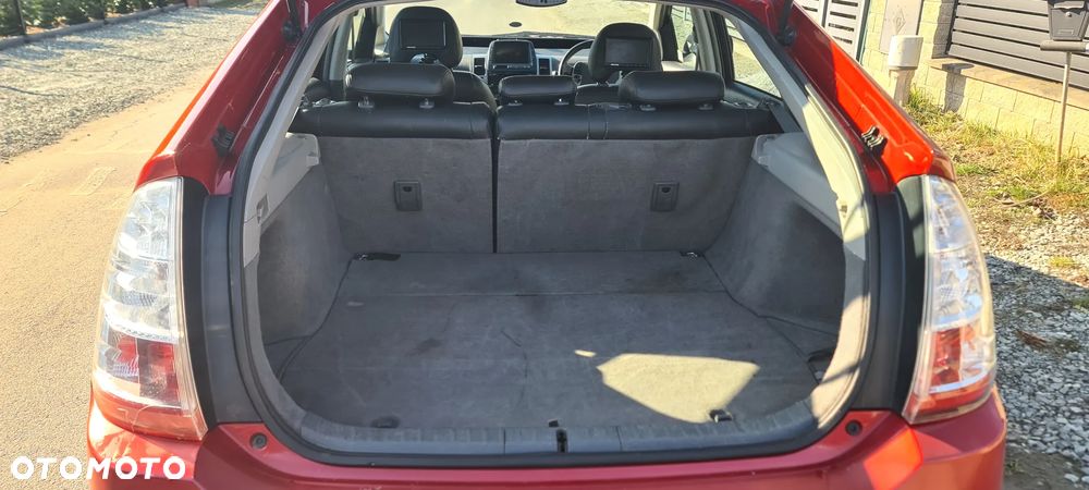 Toyota Prius 1.5 VVT-i Prestige - 14