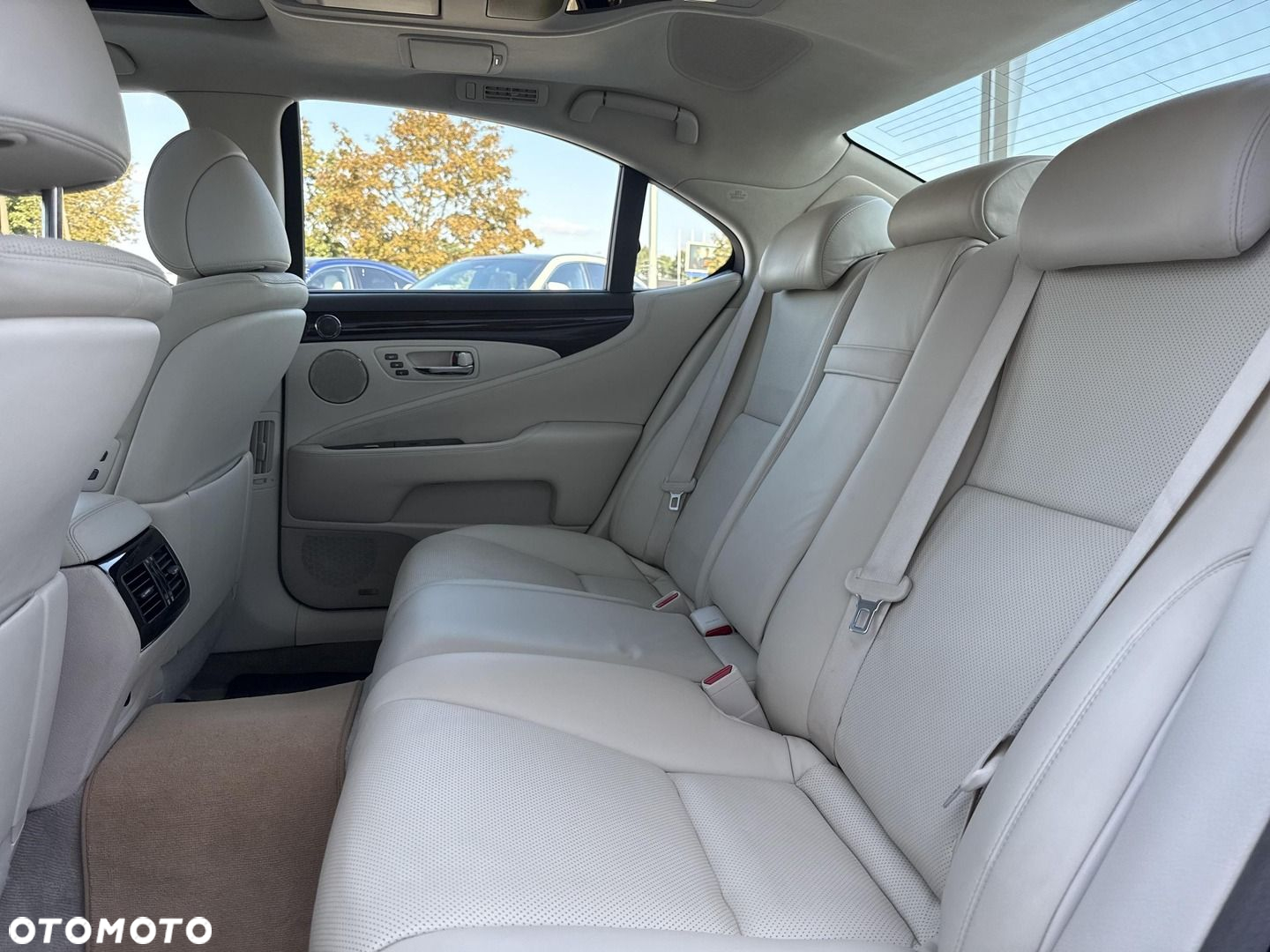 Lexus LS 460 Prestige - 18