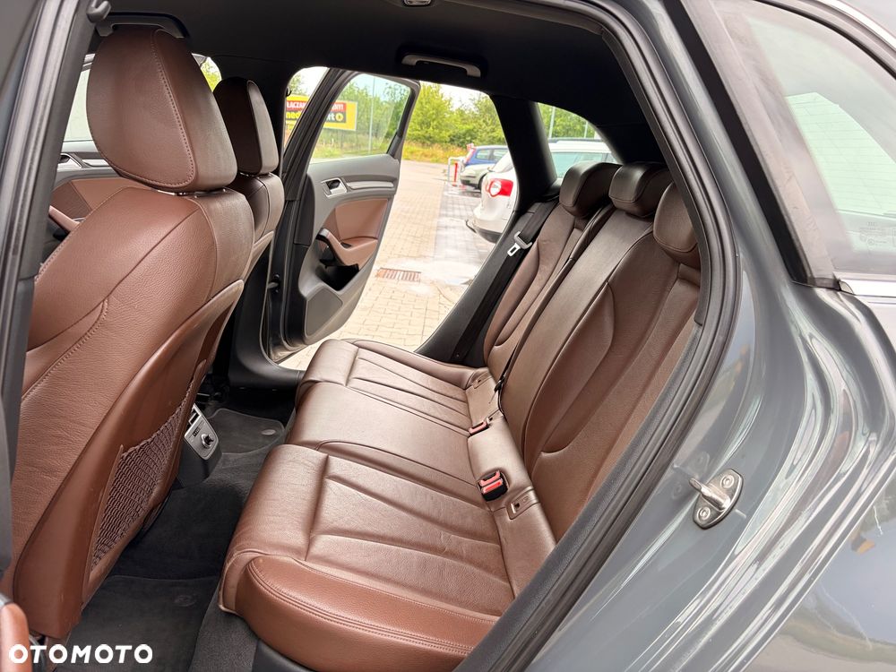 Audi A3 Sportback - 13