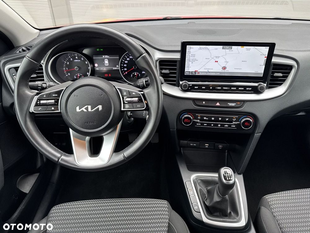 Kia Ceed 1.5 T-GDI M - 18