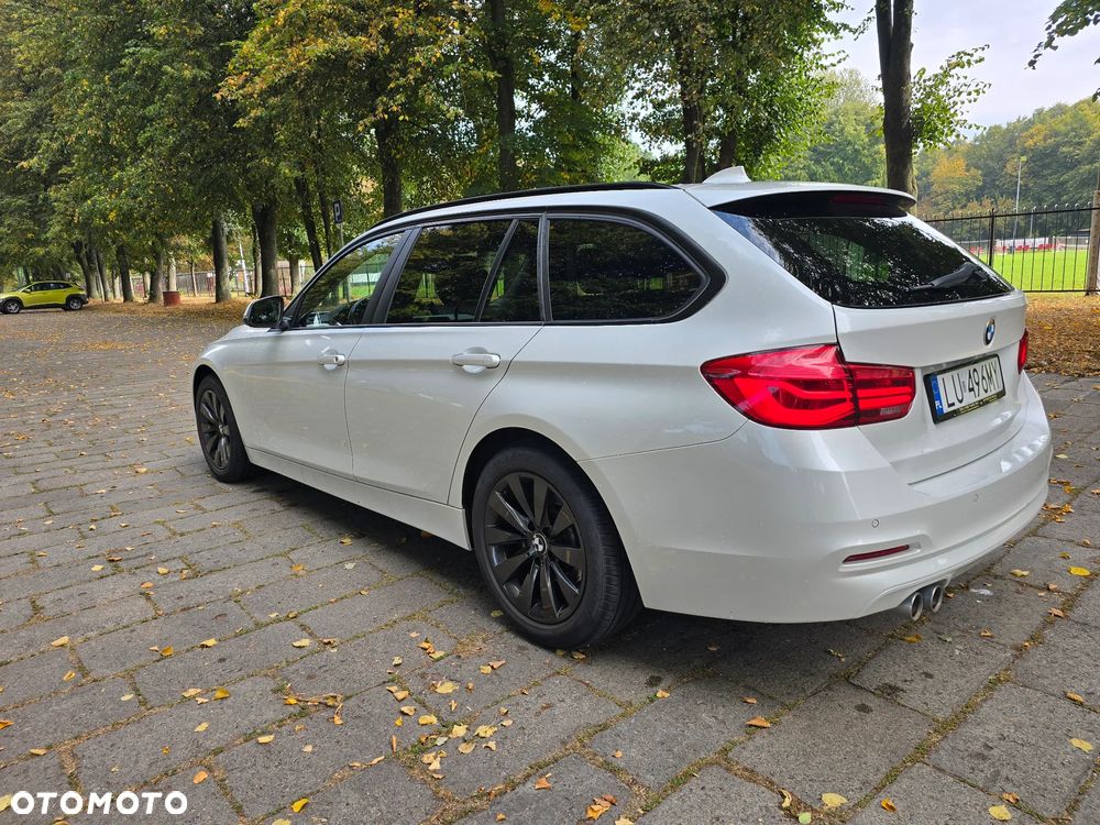 BMW Seria 3 320d xDrive Advantage - 4
