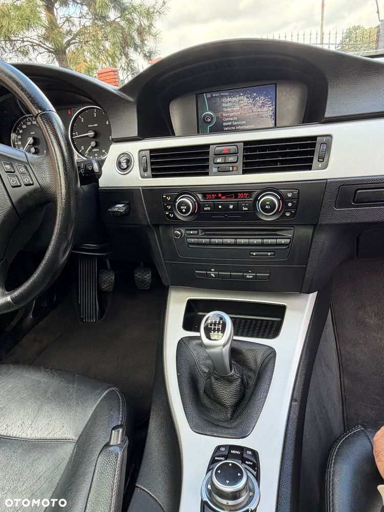 BMW Seria 3 318d - 34