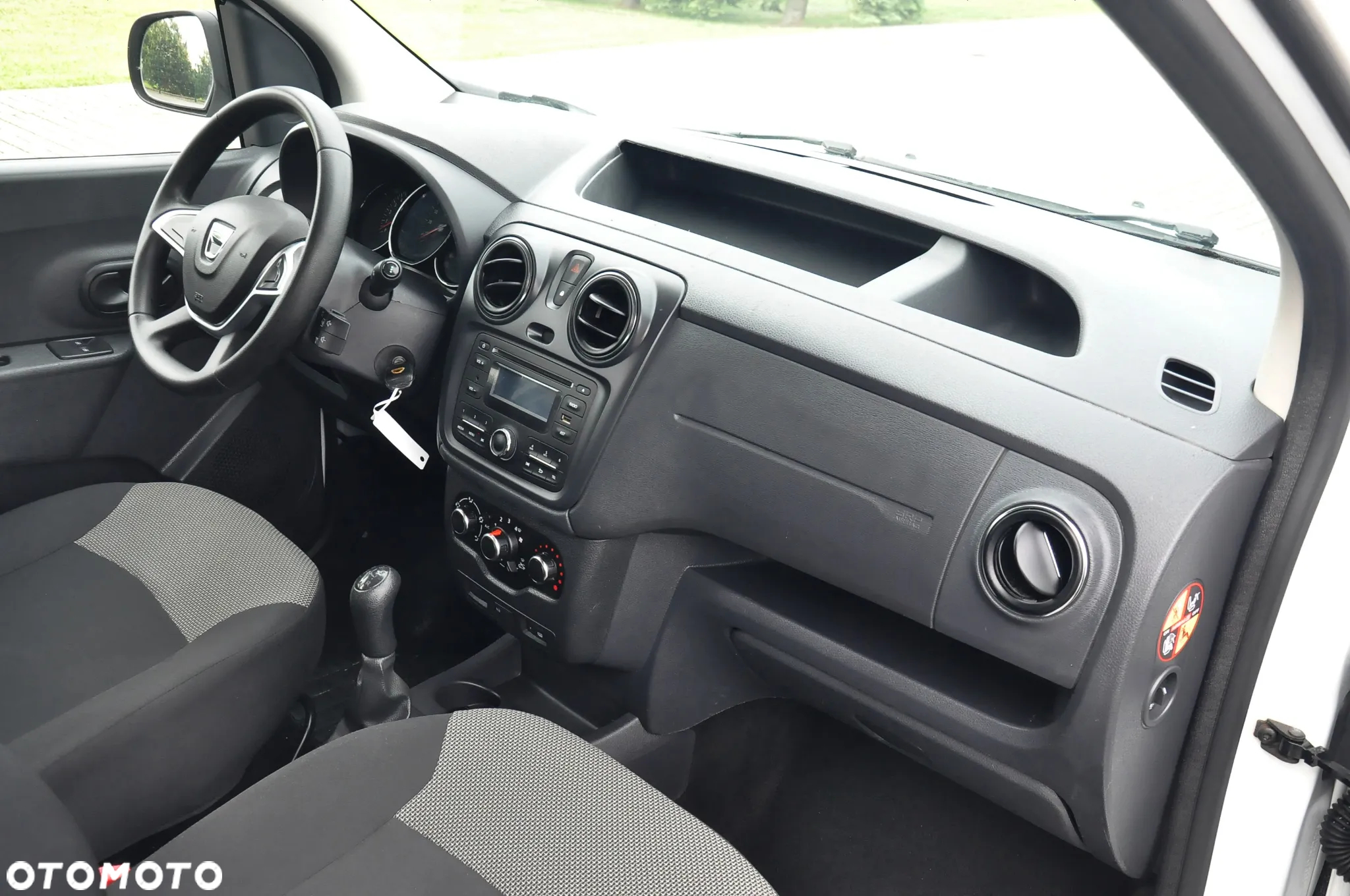 Dacia Dokker SCe 100 Ambiance - 31