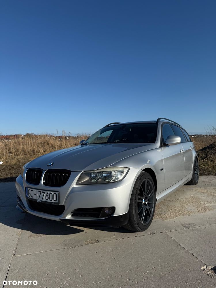 BMW Seria 3 318d DPF - 1