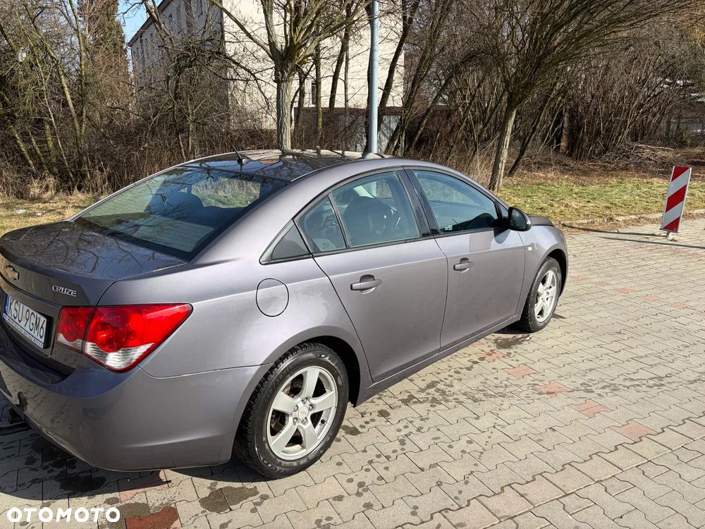 Chevrolet Cruze - 2