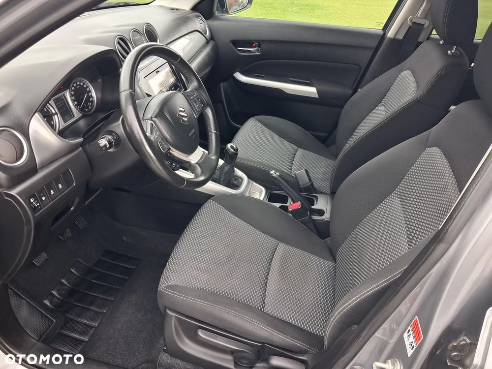 Suzuki Vitara 1.6 (4x2) Comfort+ - 17