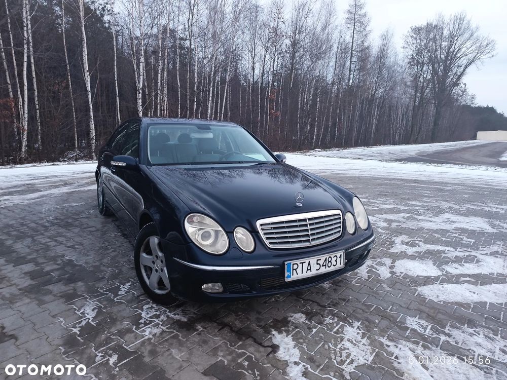 Mercedes-Benz Klasa E 270 CDI T Avantgarde - 7