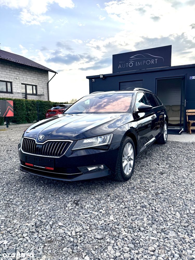 Skoda Superb 2.0 TDI Premium Edition - 21