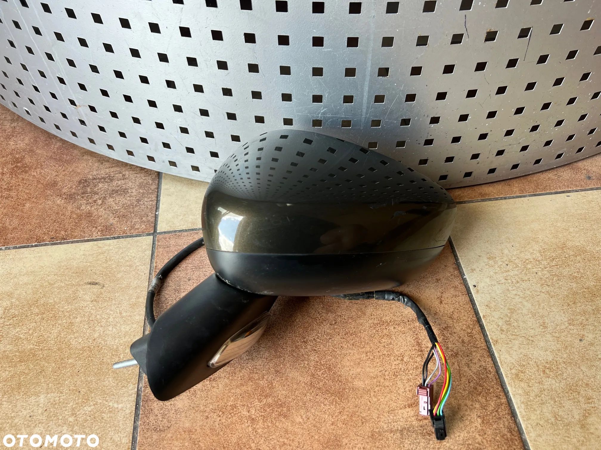 LUSTERKO LEWE CITROEN C3 II KDK 9 PIN - 1