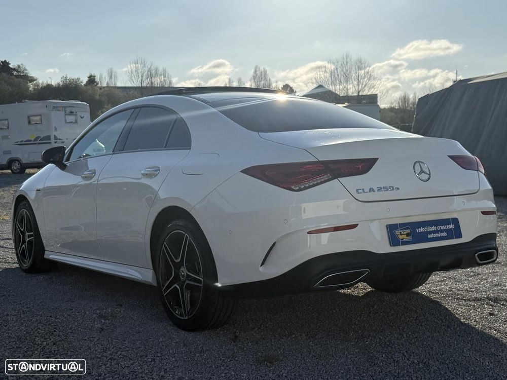 Mercedes-Benz CLA 250 e 8G-DCT AMG Line - 14