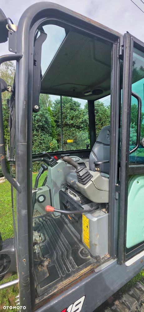 Bobcat E19 - 4