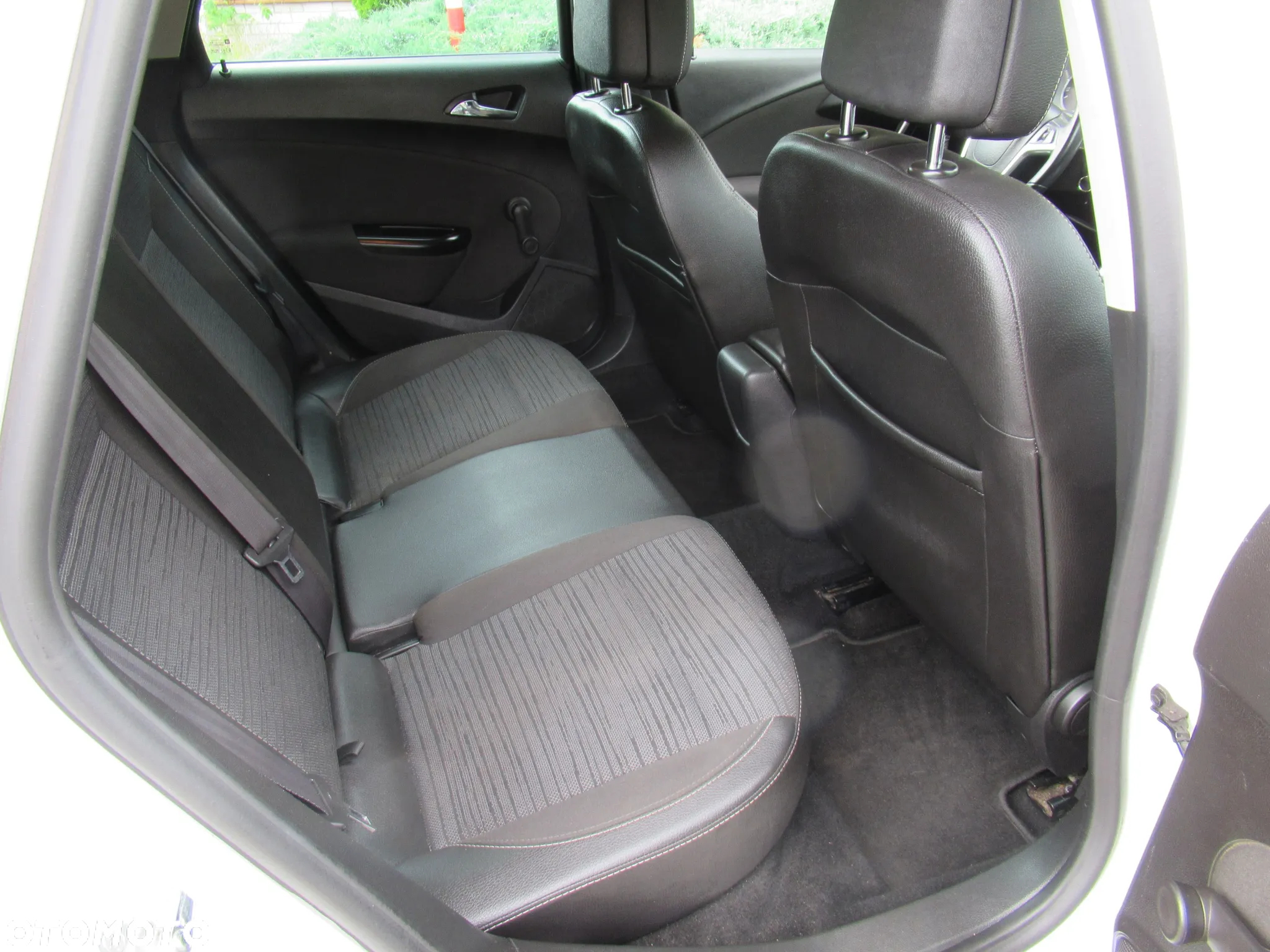 Opel Astra 1.6 CDTI DPF ecoFLEX Sports TourerStart/Stop Edition - 31