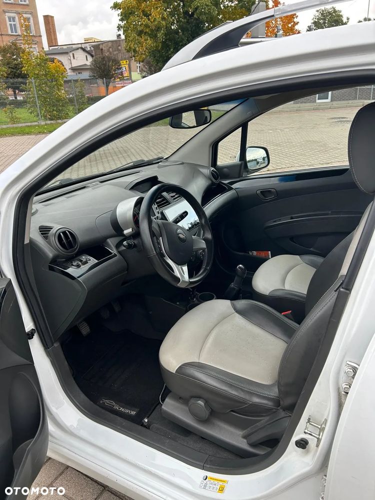 Chevrolet Spark 1.0 - 10