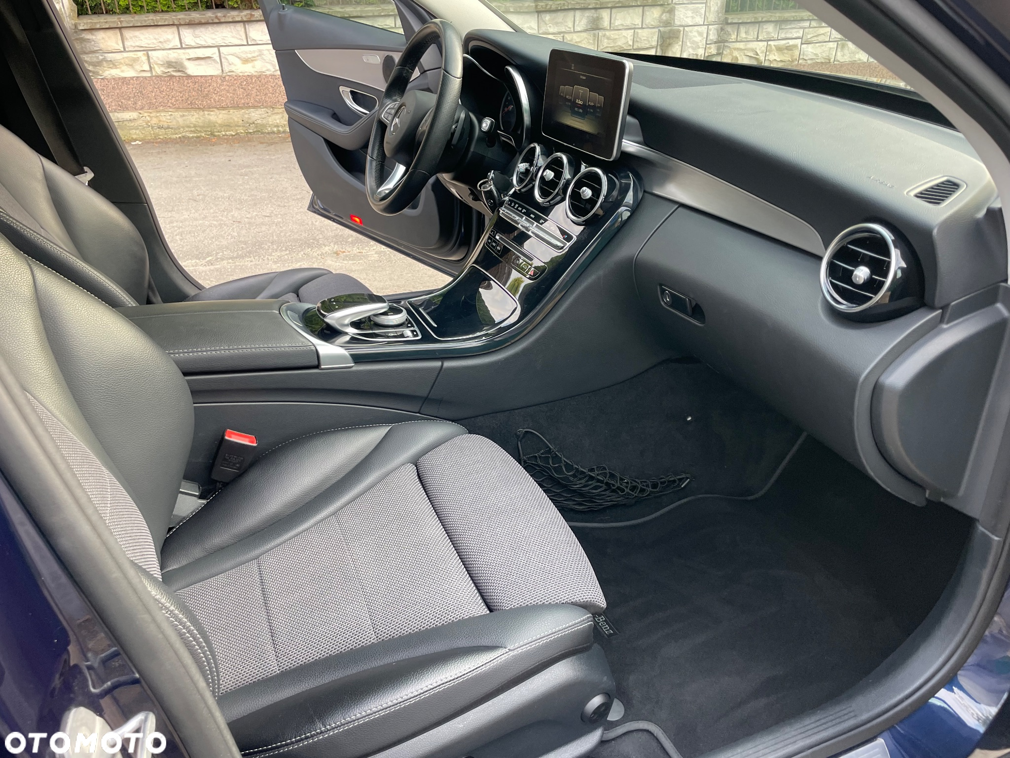 Mercedes-Benz Klasa C 200 9G-TRONIC - 15