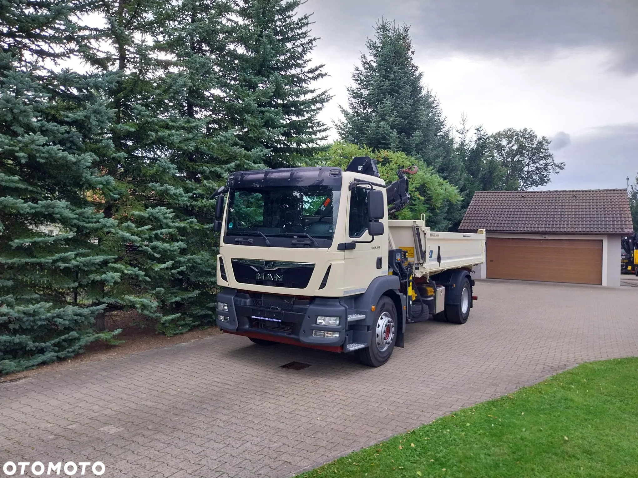 MAN TGM 18.320/ 3-str. Meiller z HIAB 111 - 12