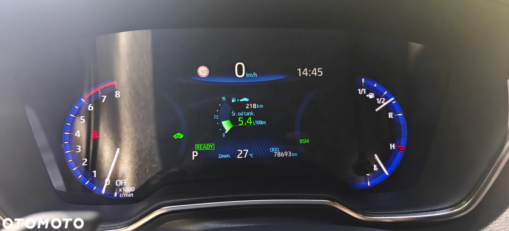 Toyota Corolla 2.0 Hybrid Executive - 16