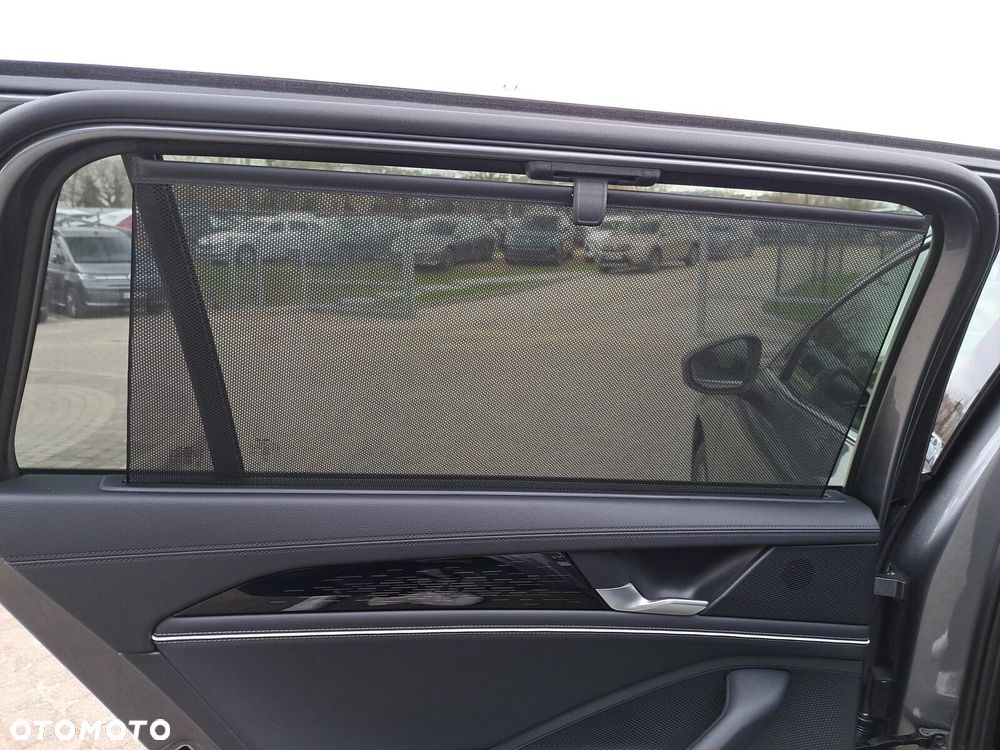 Volkswagen Passat - 38