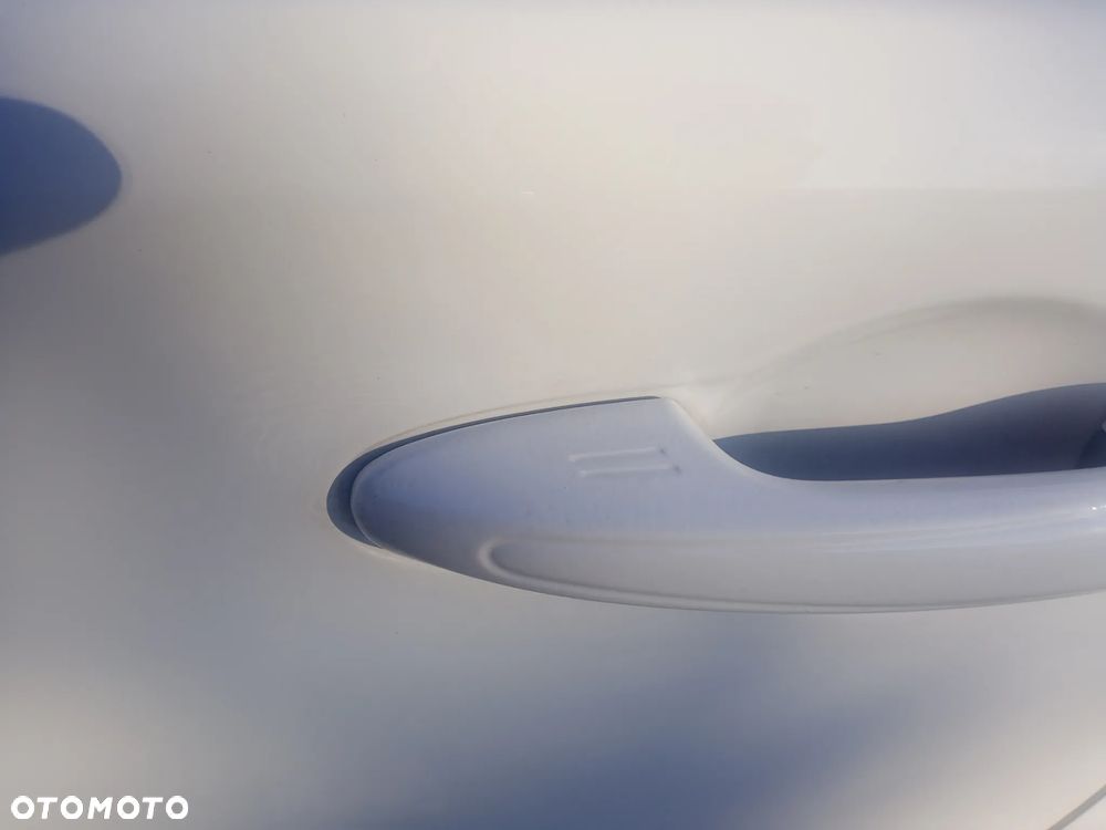 Toyota RAV4 ver-2-5-hybrid-executive-4x2 - 24