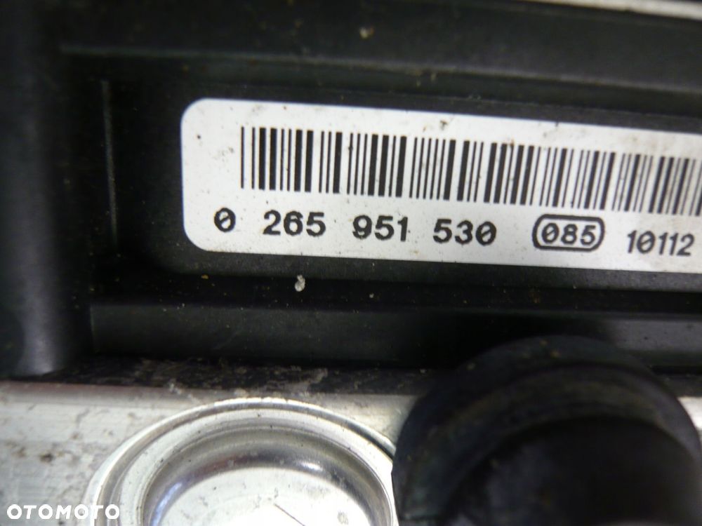 pompa hamulcowa abs 0265951530 toyota aygo - 2