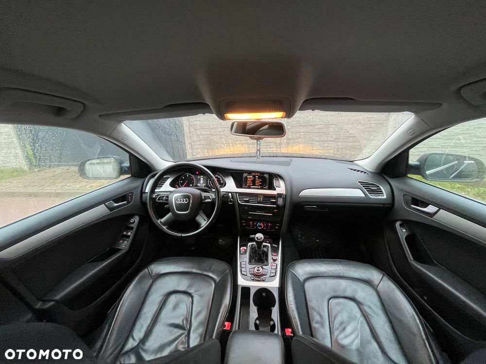 Audi A4 Avant 2.0 TDI - 17