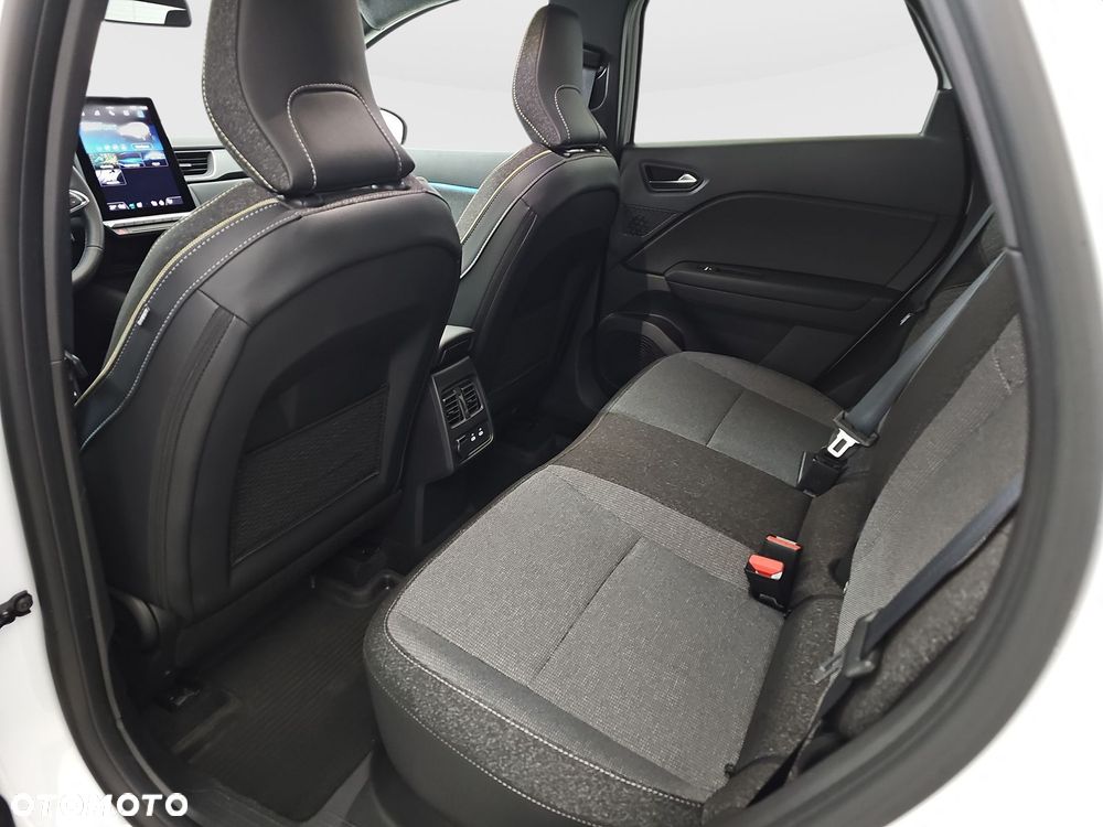 Renault Captur 1.3 TCe mHEV Techno EDC - 40