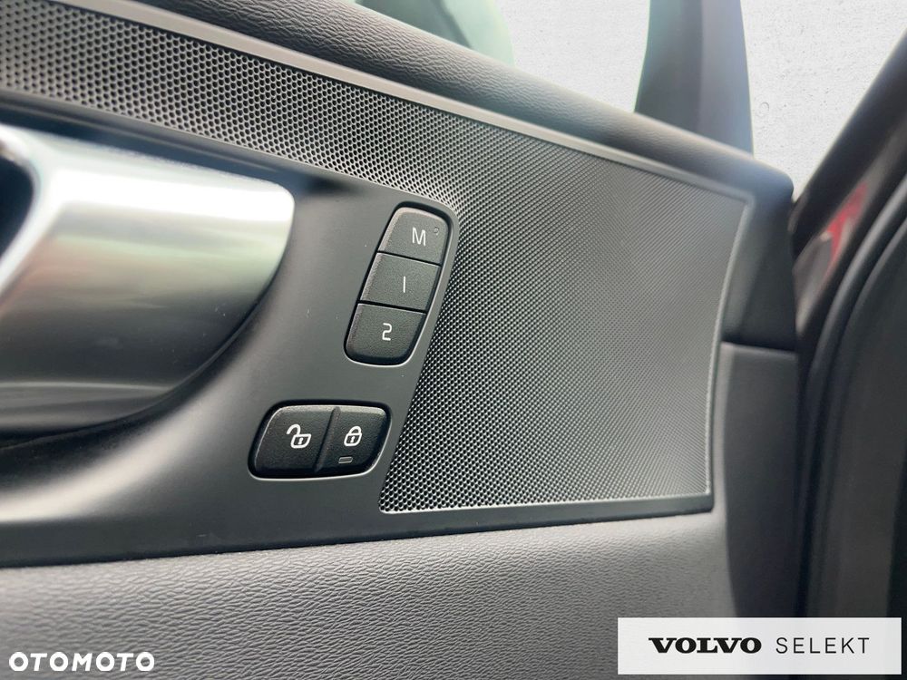 Volvo XC 60 - 20