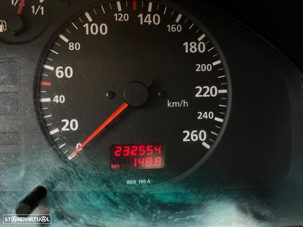 Audi A4 - 4
