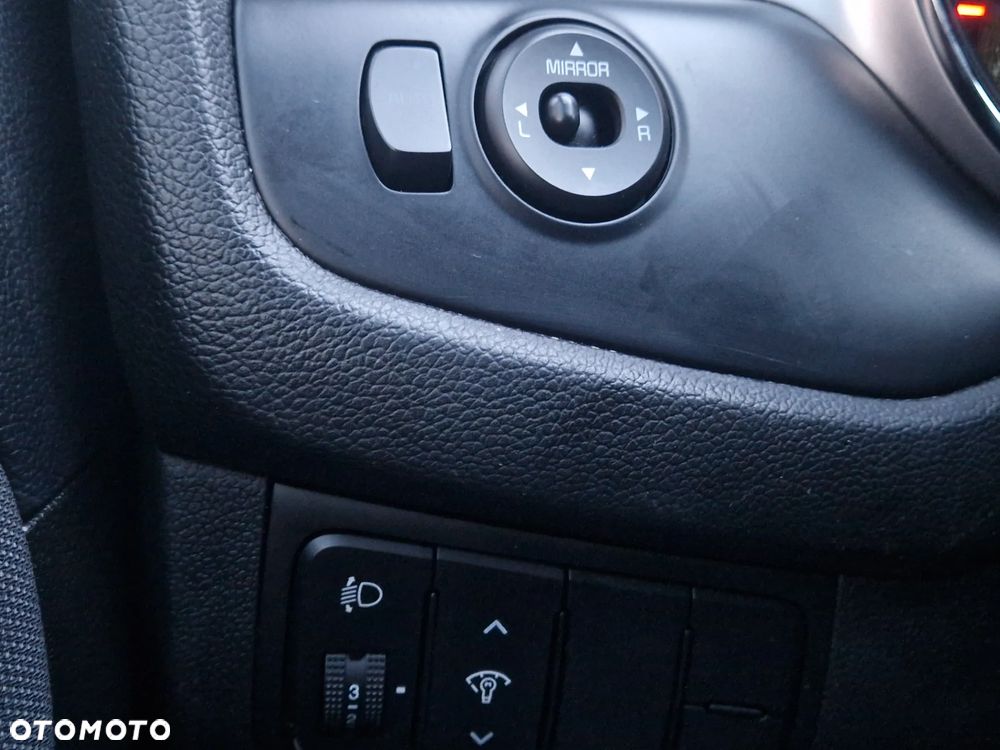 Kia Ceed 1.6 GDI Business Line - 29