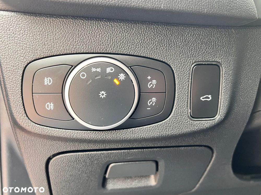 Ford Focus 1.5 EcoBlue Titanium X - 31