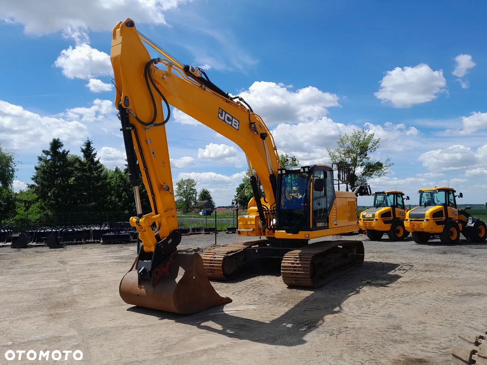 JCB 220x js220 - 3