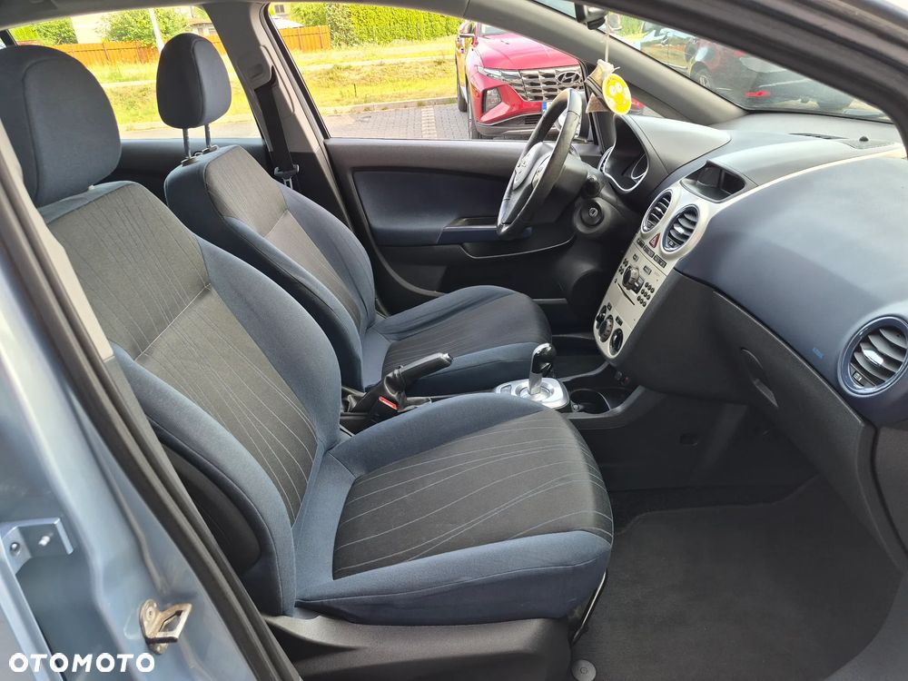 Opel Corsa 1.2 16V Cosmo EasyTronic - 8