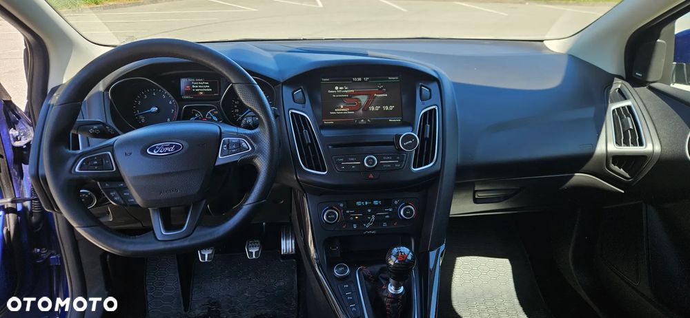 Ford Focus 1.5 EcoBoost ST-Line ASS - 8