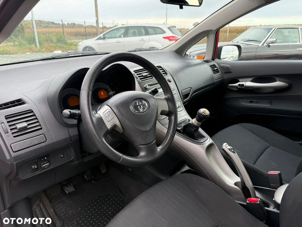 Toyota Auris - 6