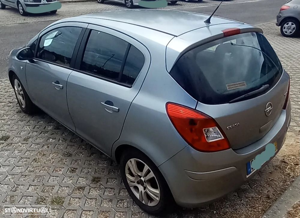 Opel Corsa 1.3 CDTi Enjoy EcoFLEX - 3