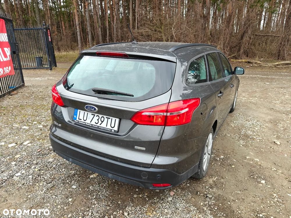 Ford Focus SW - 5