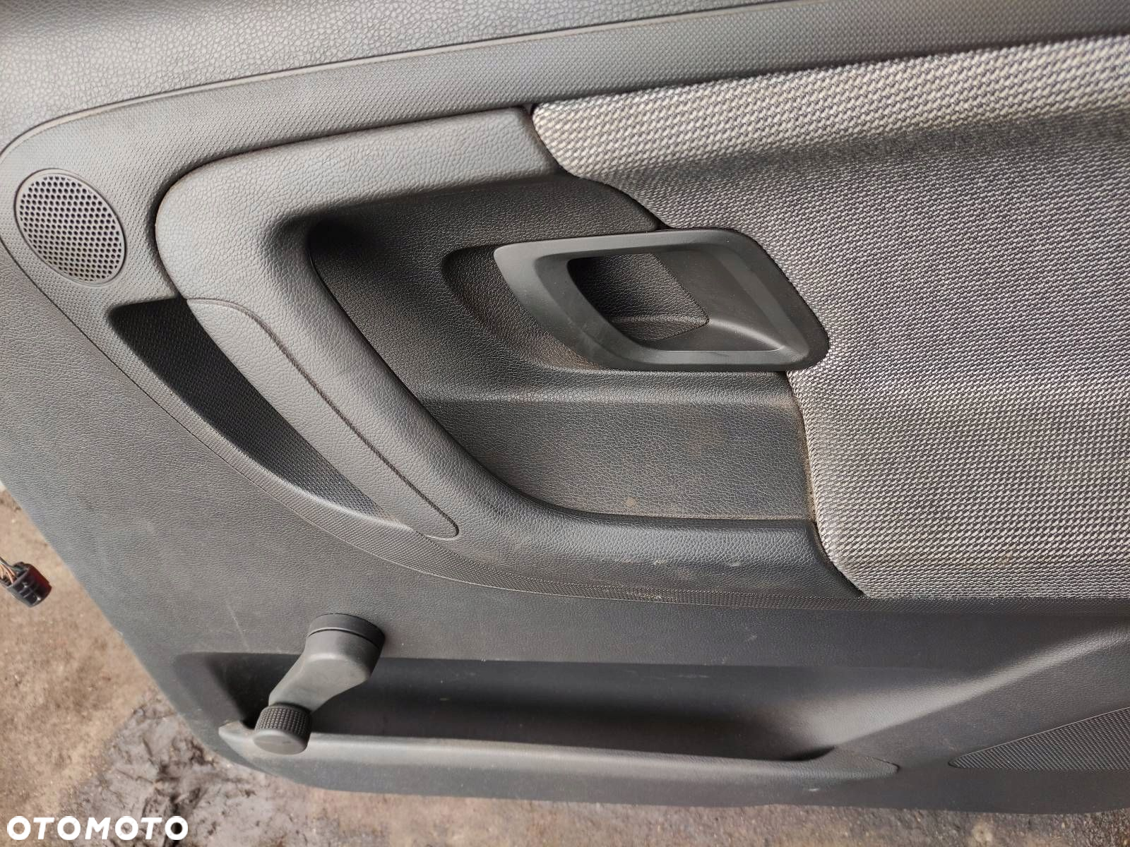 DRZWI KOMPLETNE PRAWY TYŁ SKODA ROOMSTER I LIFT LF3K - 2