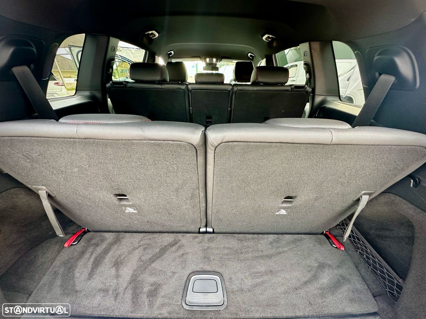 Mercedes-Benz GLB 180 d AMG Line - 16