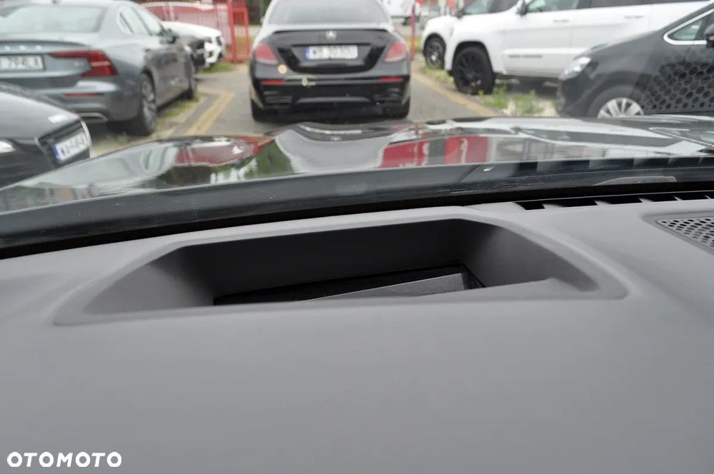 BMW Seria 7 750Ld xDrive - 37