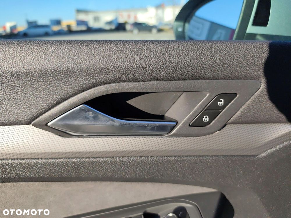 Volkswagen Golf Variant - 24