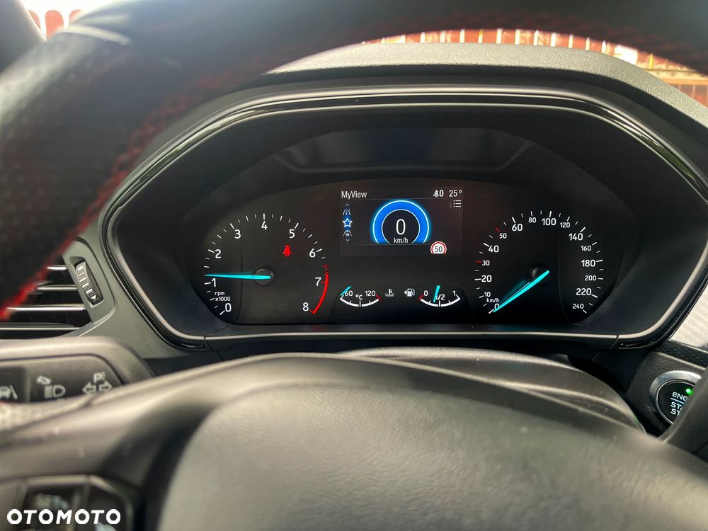 Ford Focus 1.0 EcoBoost Start-Stopp-System ST-LINE STYLE - 12