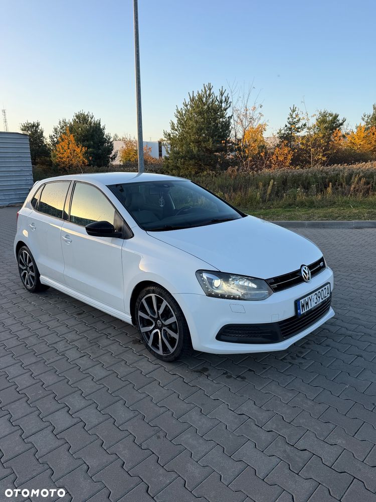 Volkswagen Polo 2014 photo 2
