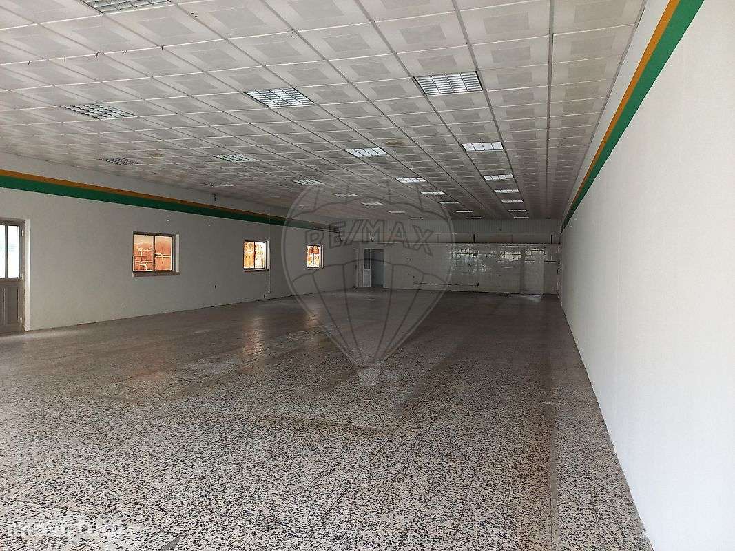 Armazém  para arrendamento - Grande imagem: 5/11