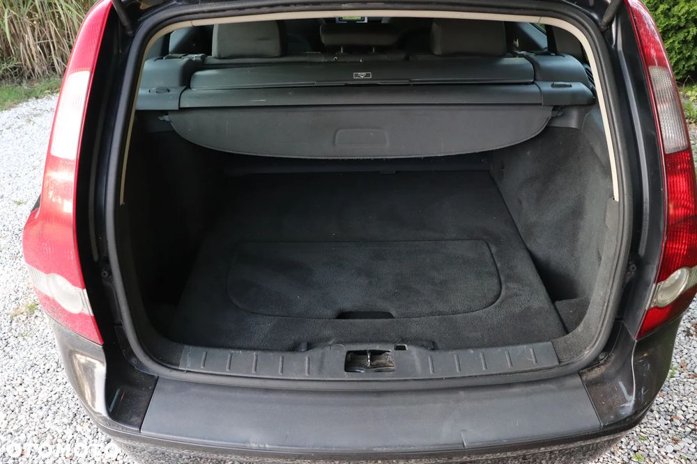 Volvo V50 2.0D DPF Summum - 13