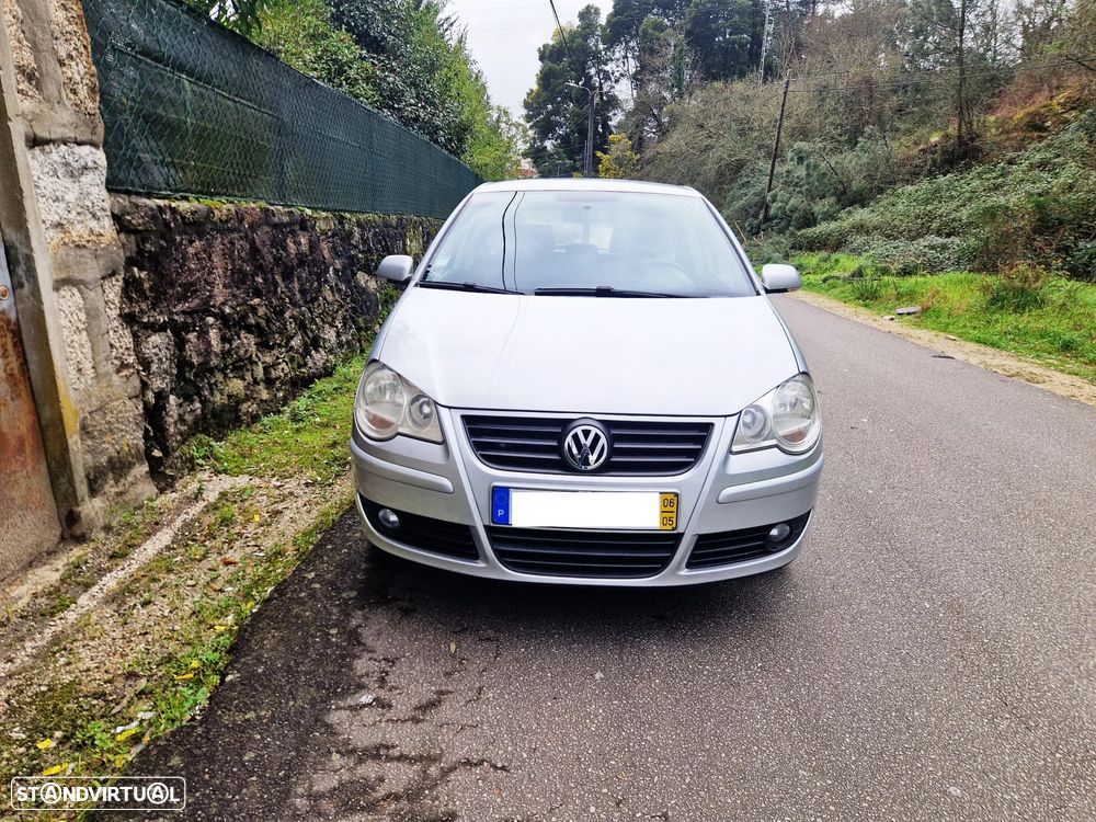 VW Polo 1.2 Confortline - 2