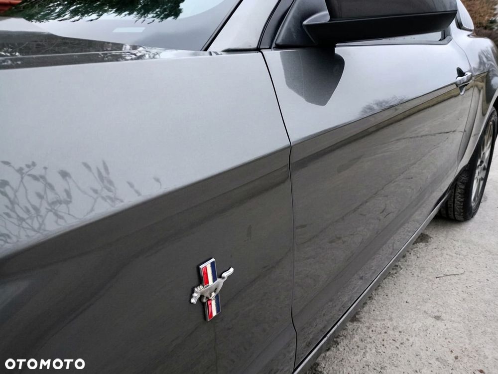 Ford Mustang 3.7 V6 Premium - 21
