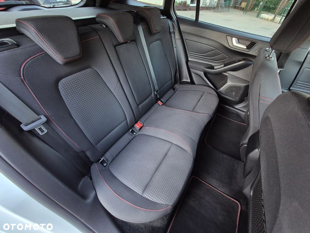Ford Focus 2.0 EcoBlue ST-Line - 18