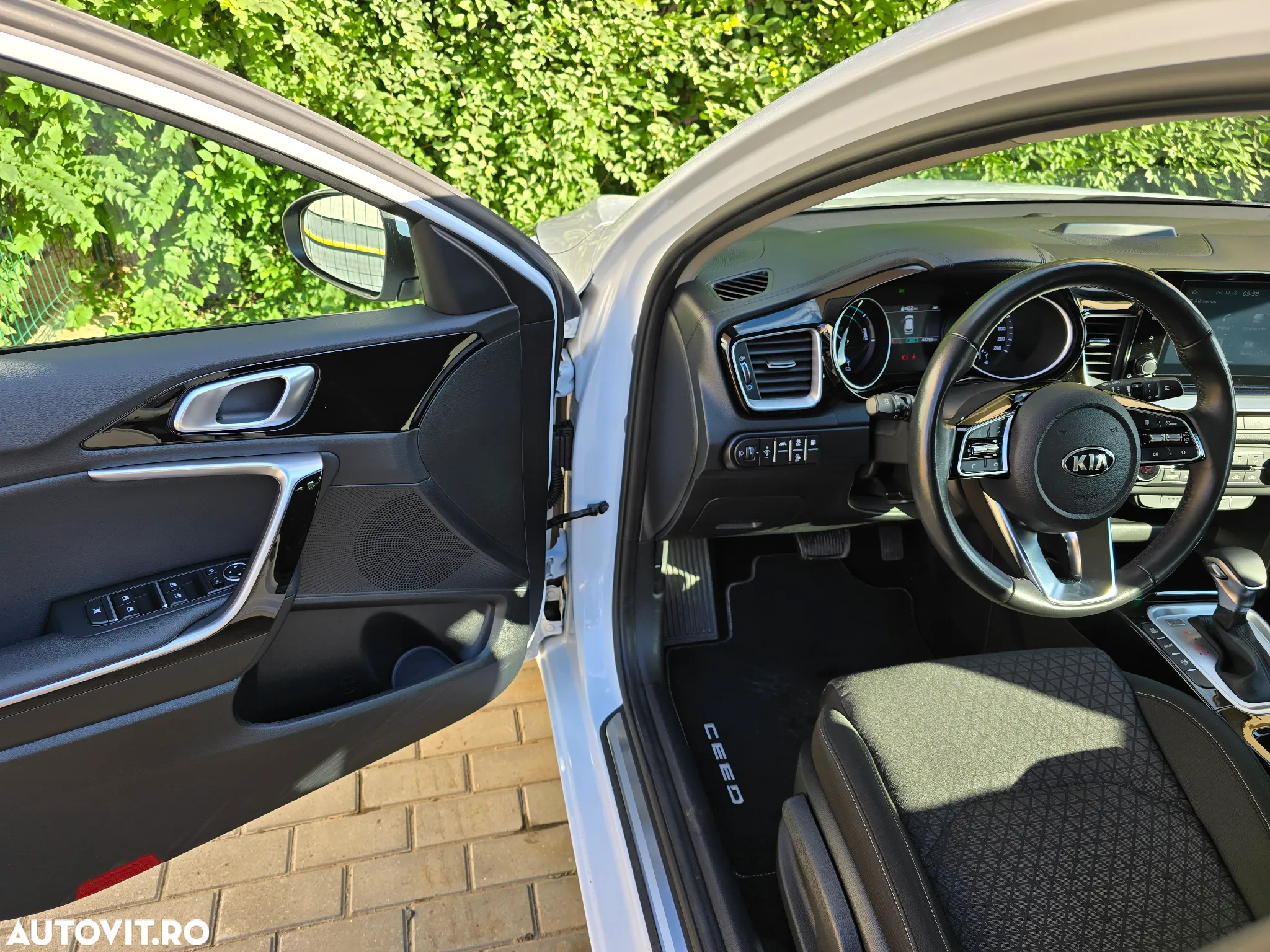 Kia Ceed SW 1.6 GDI DCT OPF Plug-in-Hybrid Vision - 15