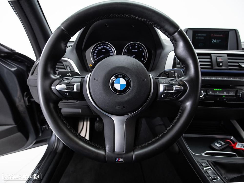 BMW 116 d Pack M - 15