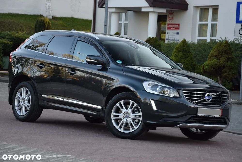 Volvo XC 60 D4 Geartronic Summum - 9